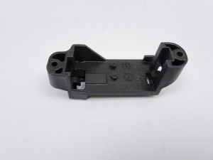 klamra wspornik mocowania czujnika na pasie Fiat  500X  - nowa 52047642