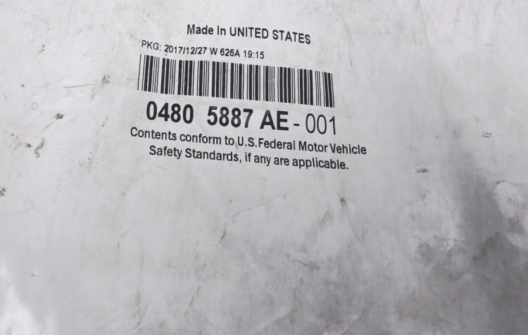 Chrysler  04805887AE