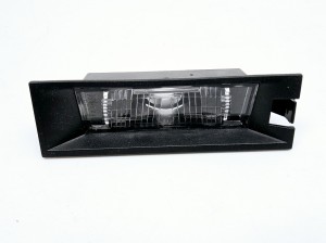 lampka tablicy rejestracyjnej  Fiat Punto 2 - nowa 46532400