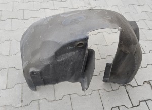 nadkole plastikowe prawy tył  Fiat 500L  51884829