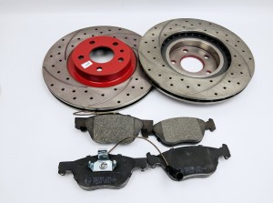 Alfa 147 156 tarcze przód + klocki Mikoda GT SPORT SERIES