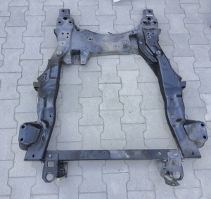 Alfa Romeo 159 belka przedniego zawieszenia sanki wózek kołyska