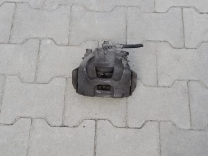Fiat Croma zacisk hamulcowy przedni lewy 