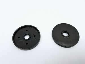 podkładka pierścień mocujący wykładzinę podłogi Fiat Alfa Lancia - nowa 156021672