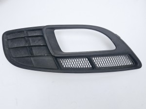 kratka zderzaka, ramka halogenu prawa Fiat Croma lift 735447324