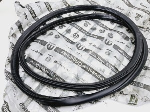 Uszczelka karoserii drzwi tył  Jeep Renegade   nowa 52140694	