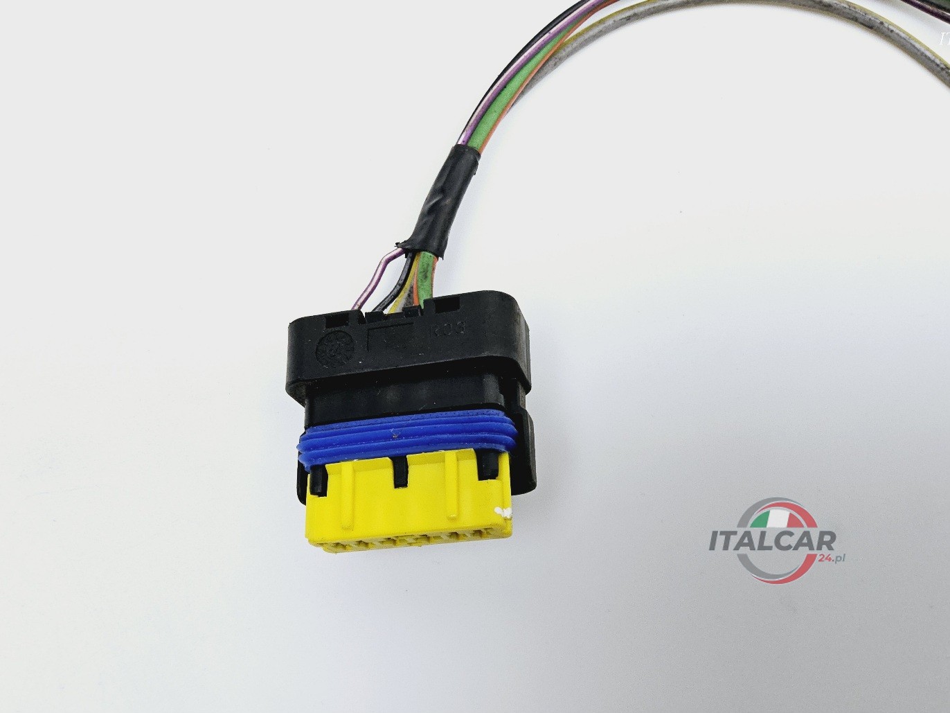wtyczka pompki  paliwa Fiat Idea