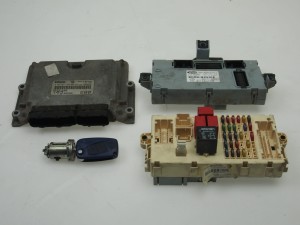 komputer, centralka, stacyjka, BSI, komplet Fiat Stilo 1,9 JTD 80 KM  0281011552   5519208