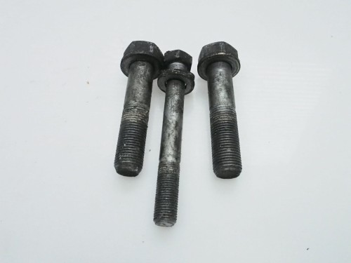 śruby Alfa 156 1,9.jpg