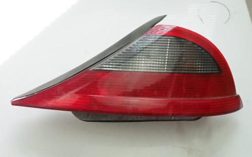 lampa tył lancia.jpg