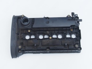 pokrywa zaworów Alfa Romeo 147 156 silnik 1,6 1,8 TS   nr.  0280620500