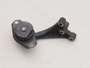 Wspornik łapa skrzyni tylna z poduszką Fiat Marea 2,4 JTD