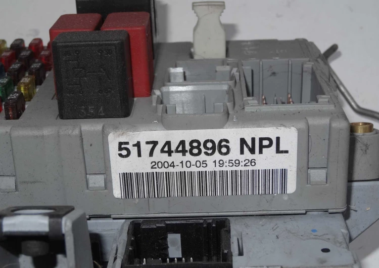komputer komplet rozruchowy Fiat Punto 2 1,2 8V 1c.JPG