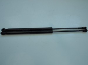 siłowniki, teleskopy, amortyzatorki tylnej klapy Alfa  Mito 50515442