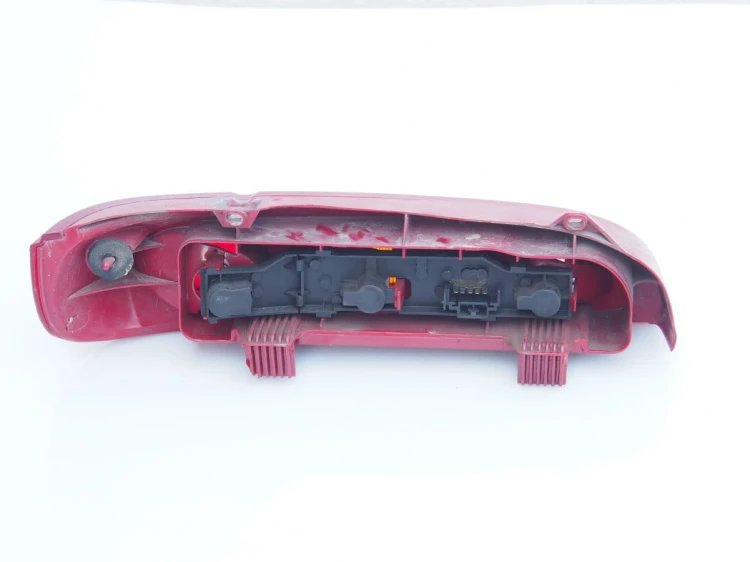 lampa tylna prawa  seicento 2.jpg