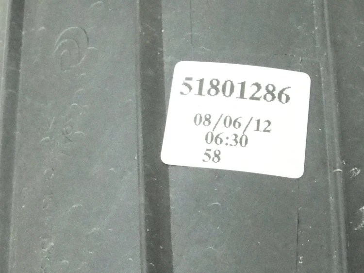 obudowa filtra powietrza Fiat Bravo  51801286 5.jpg