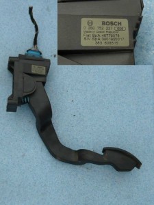 pedał gazu, potencjometr Fiat Stilo 1,9 JTD Bosch 0280752227 Fiat 46779078