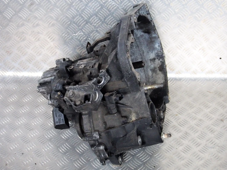 Punto 1,9 JTD 3.jpg