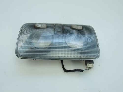 lampka kabinowa alfa 147.jpg