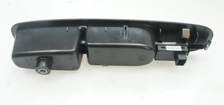 przycisk prawy grande 5d 1.jpg
