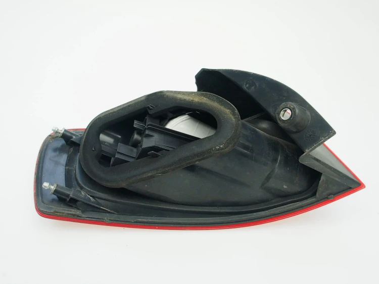 lampa tylna prawa Fiat Croma 4.jpg