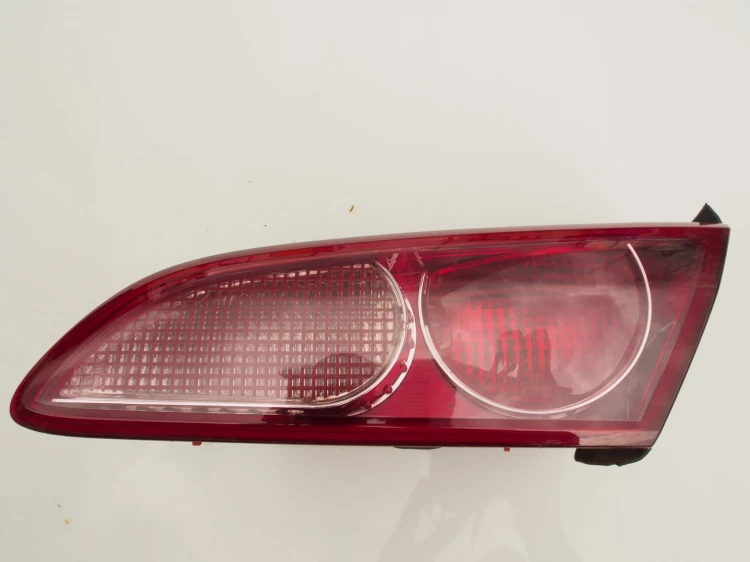 Alfa 159 lampa tylna prawa środek 3.jpg