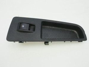 panel przycisk prawy  szyby  Fiat Grande Punto   4-piny