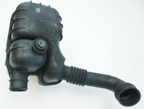 rezonator powietrza Alfa 159.jpg