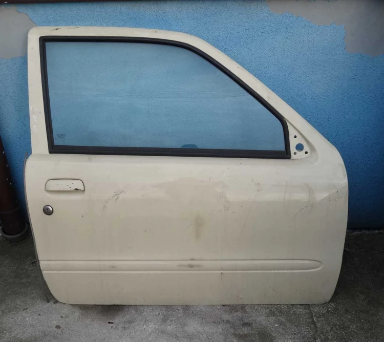 seicento prawe.JPG